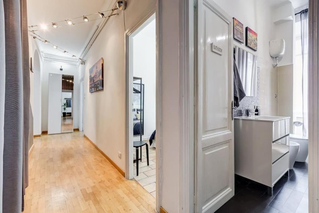 L&l Cozy 2-bdr In San Giovanni District Rom