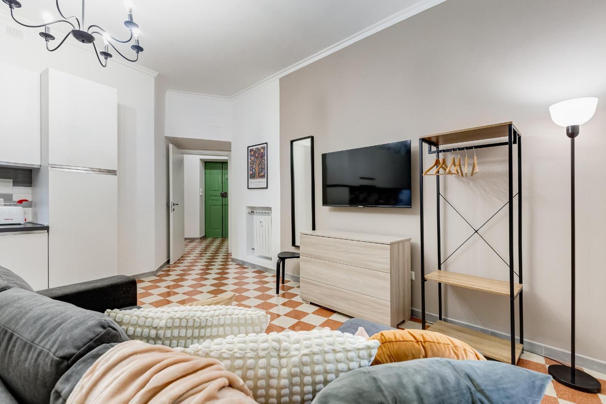 Apartment L&l Cozy 2-bdr In San Giovanni District