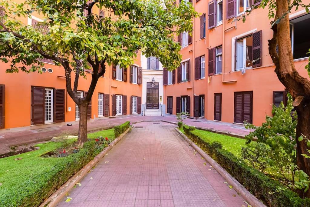 L&l Cozy 2-bdr In San Giovanni District Apartment